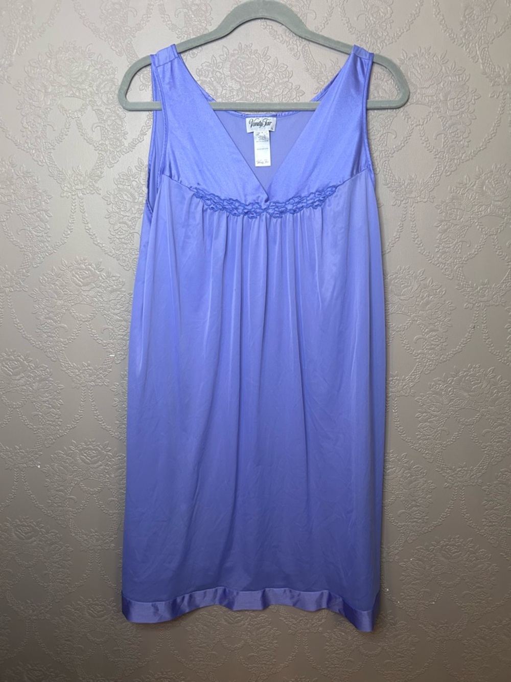 Vanity Fair Lavender V-Neck Sleep Chemise with Braided Trim perkiwinkle